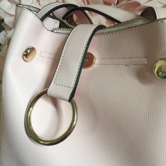 COPY - Vegan Pink Handbag - Picture 5 of 13